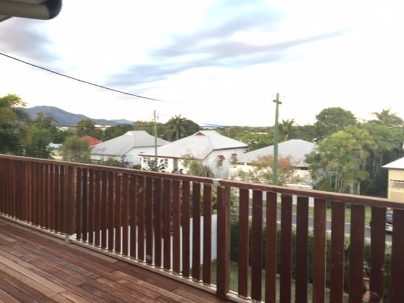 38 Cousins Street, The Range QLD 4700